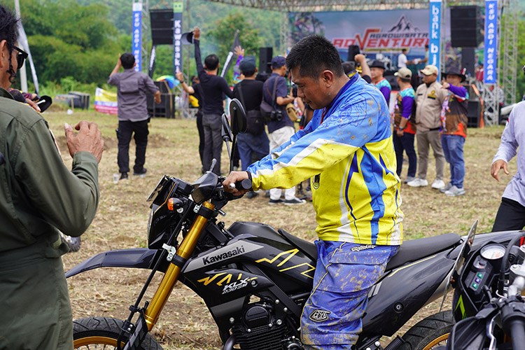 Komunitas KLX